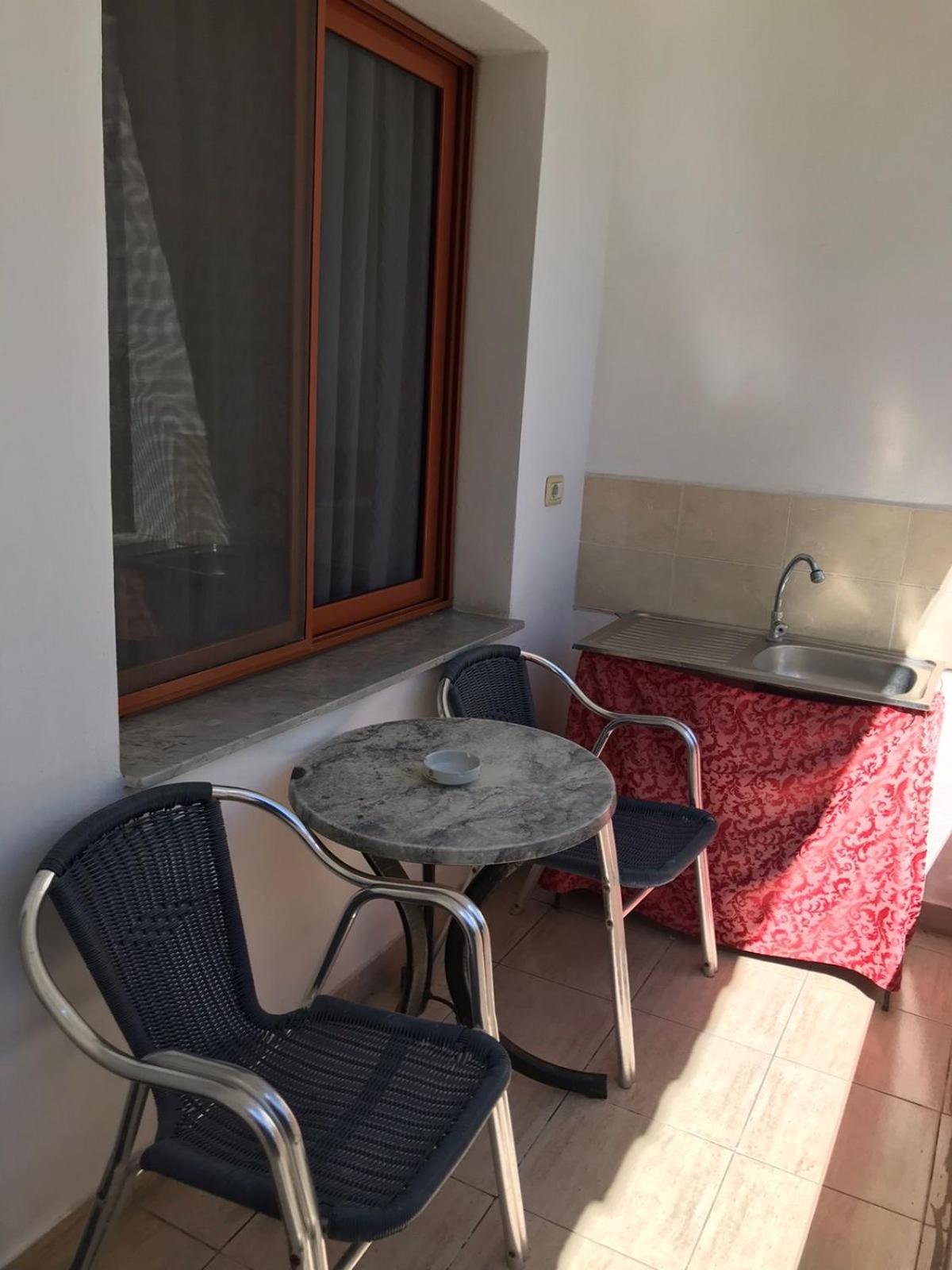 Vila Cano Hotell Durrës Eksteriør bilde