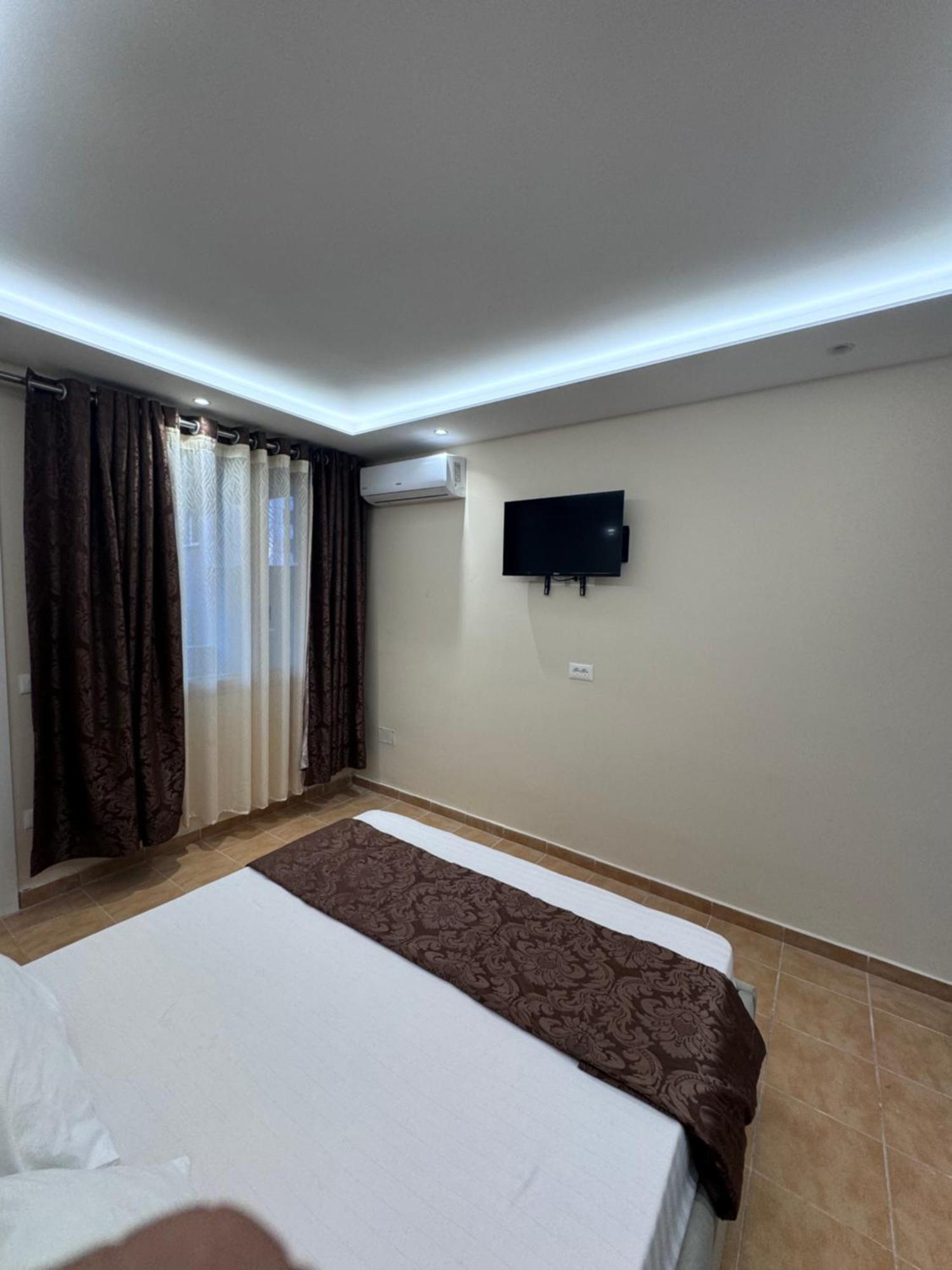 Vila Cano Hotell Durrës Eksteriør bilde