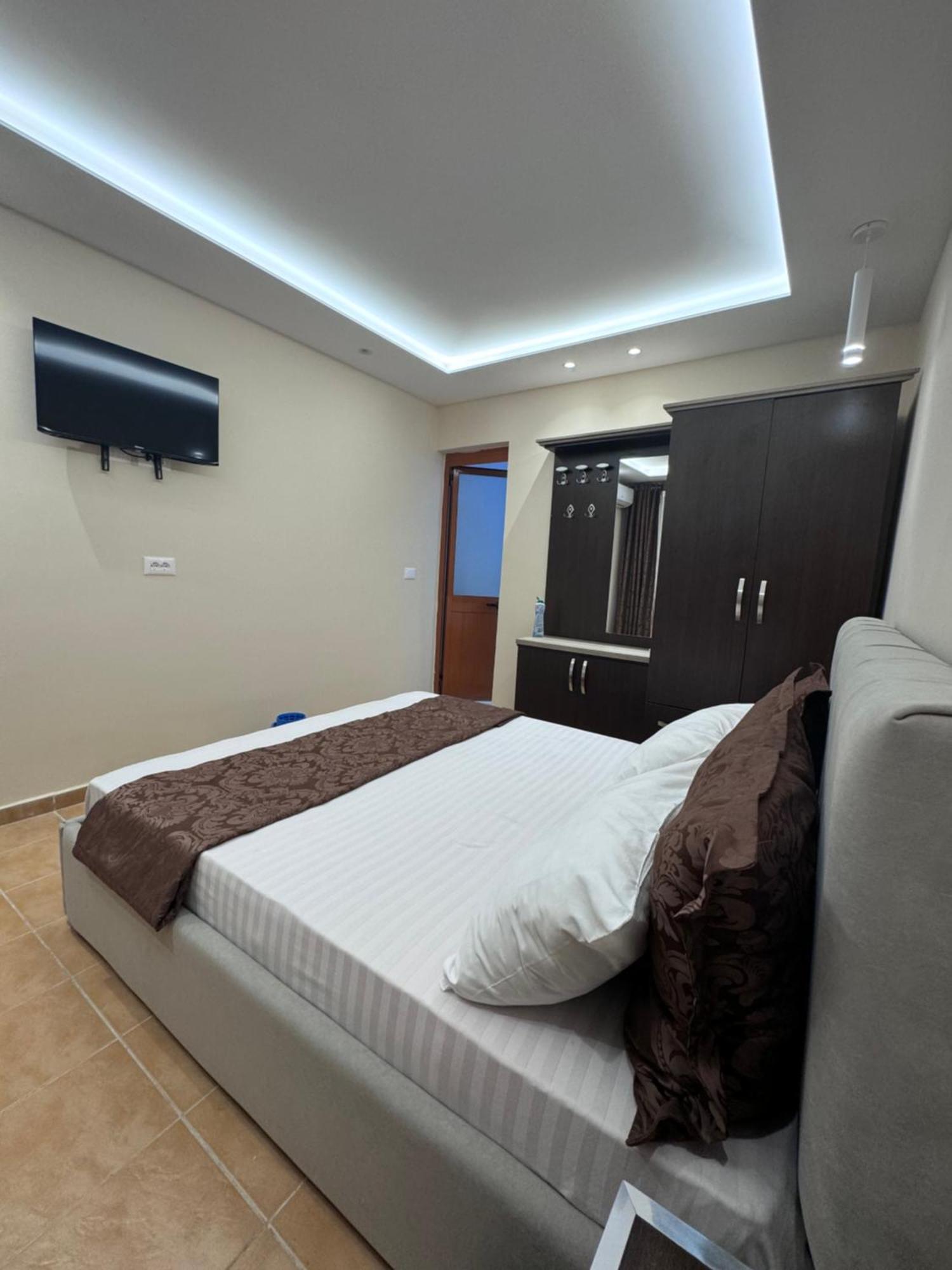 Vila Cano Hotell Durrës Eksteriør bilde